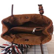 One shoulder straw bag