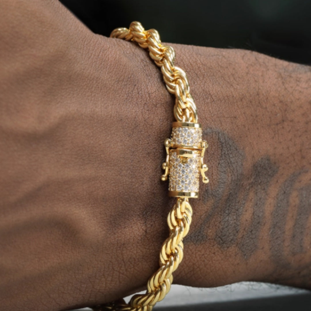 18K Gold Twist Bracelet For Men And Women